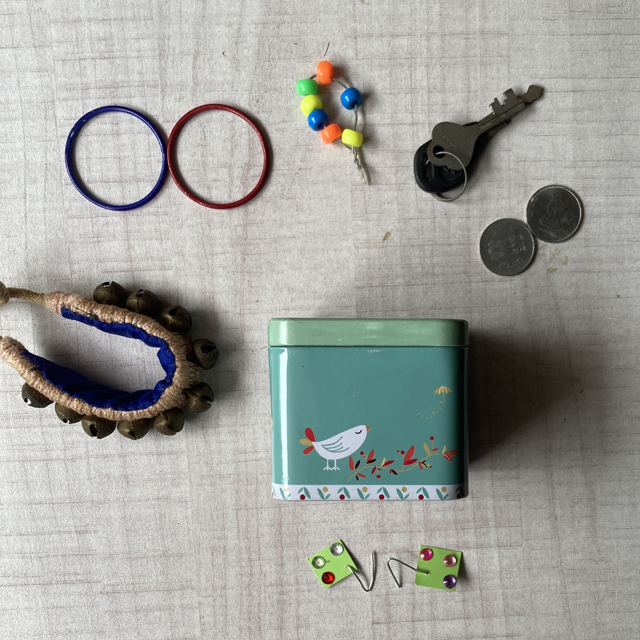 An image of the items in the box